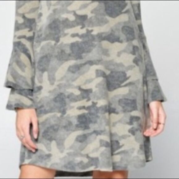 Ruffled Bell Sleeve Camo Dress - Picture 7 of 10